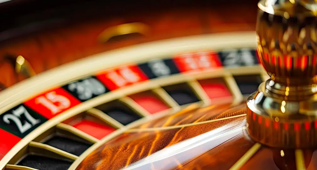 American Roulette Wheel: Familiarizing with This Variation of the Game